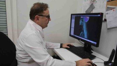 Radyasyon Onkoloji Uzmanı Dr. Özgür Ozan Şeşeoğulları, radyoterapi ile ilgili